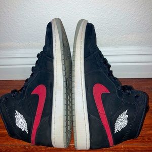 Jordan 1 Mid Multicolor Swoosh Black